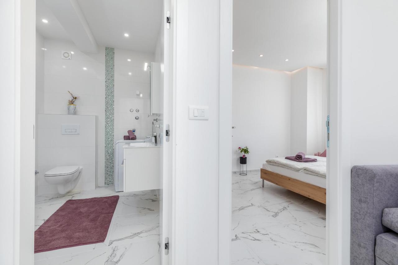 Apartman Knezevic A 法扎纳 外观 照片