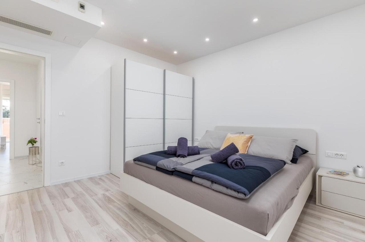Apartman Knezevic A 法扎纳 外观 照片