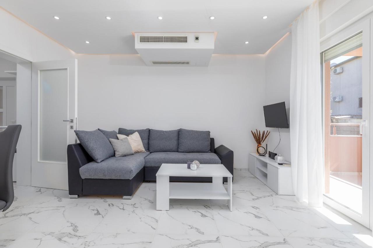 Apartman Knezevic A 法扎纳 外观 照片